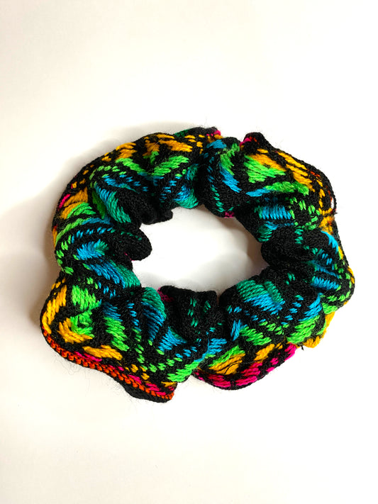 Scrunchie negro mexicano